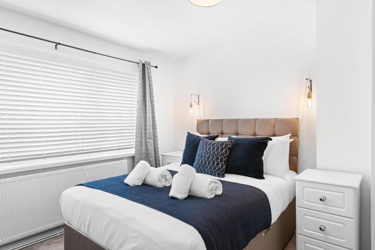 Off Road Parking, Garden, Smart Tv'S In All Rooms! Morriston Exteriör bild