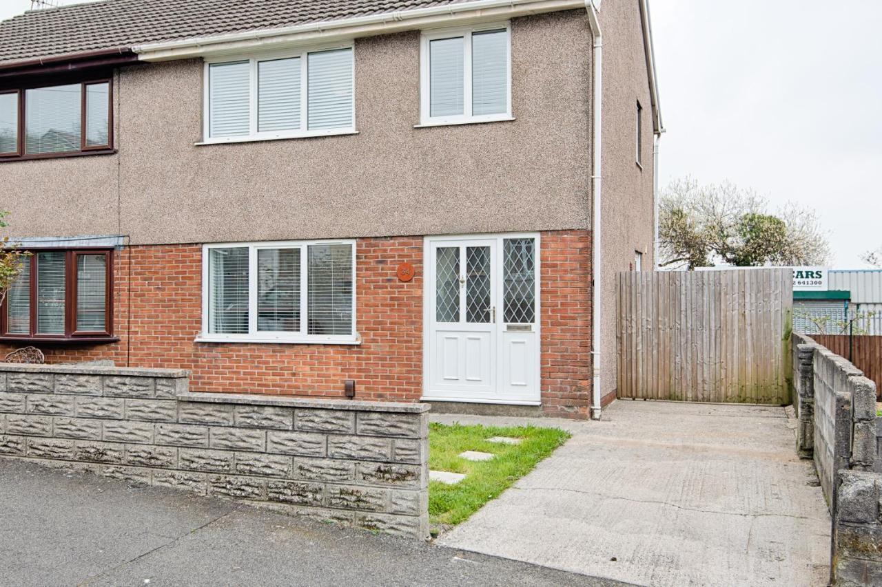 Off Road Parking, Garden, Smart Tv'S In All Rooms! Morriston Exteriör bild