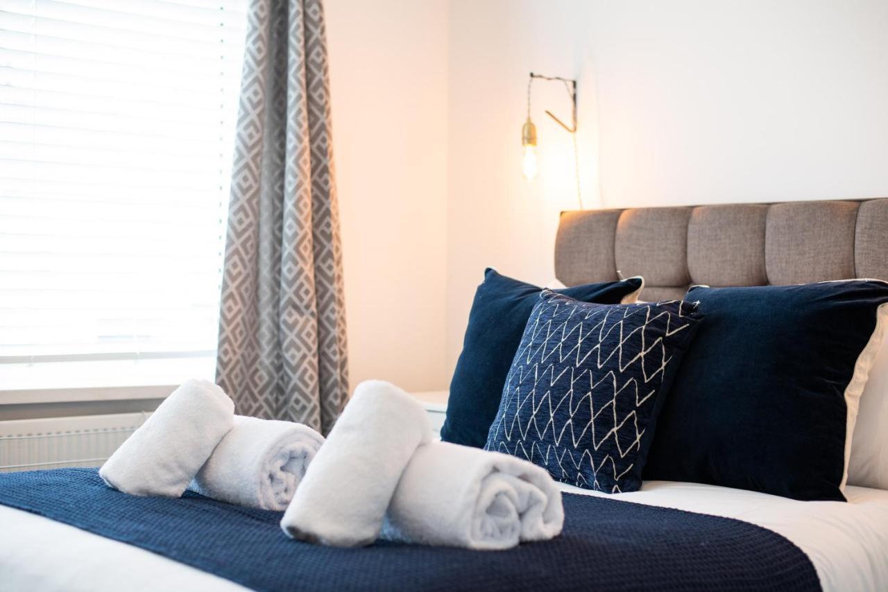 Off Road Parking, Garden, Smart Tv'S In All Rooms! Morriston Exteriör bild